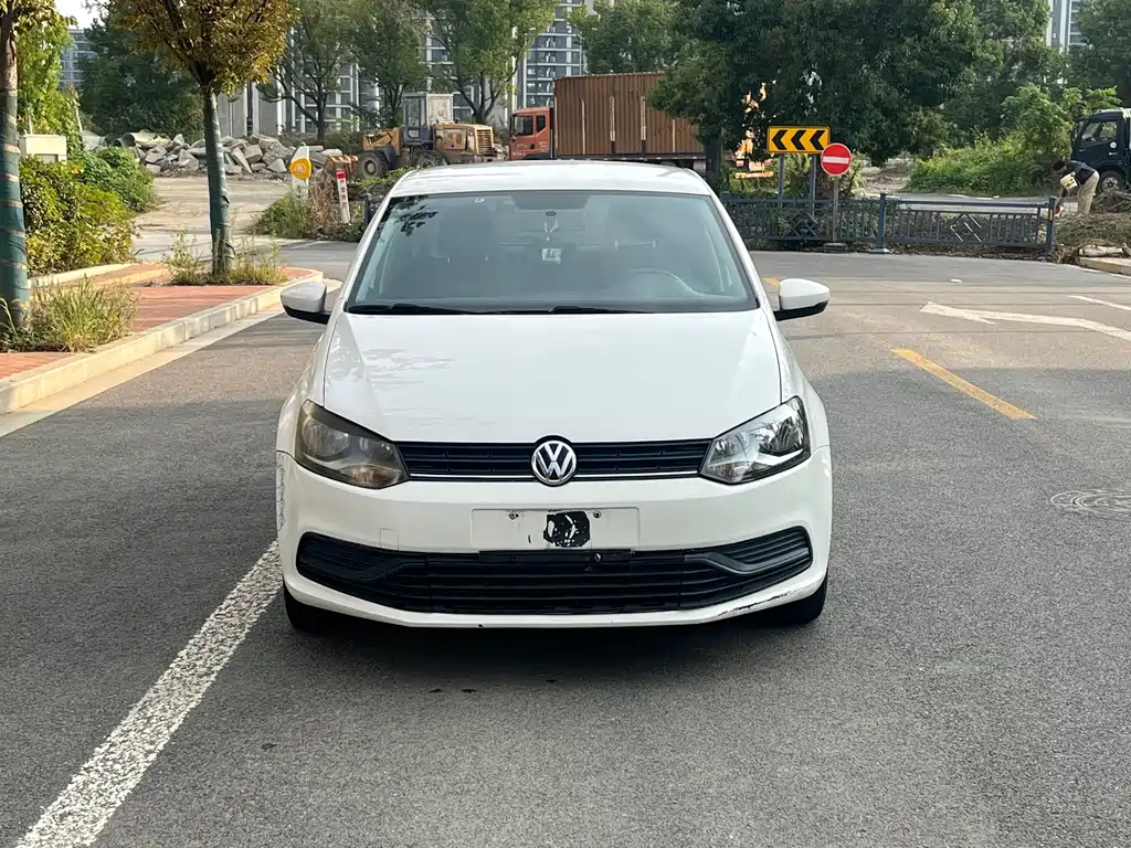 Volkswagen Polo — миниатюра 2