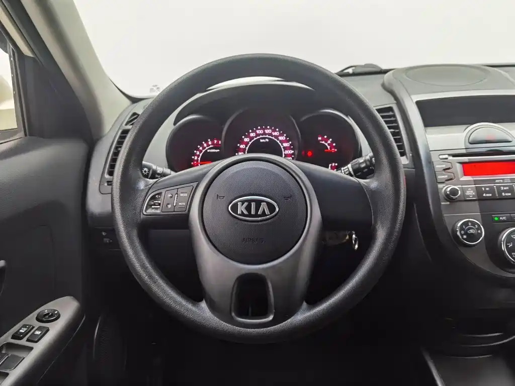 Kia Soul — миниатюра 11