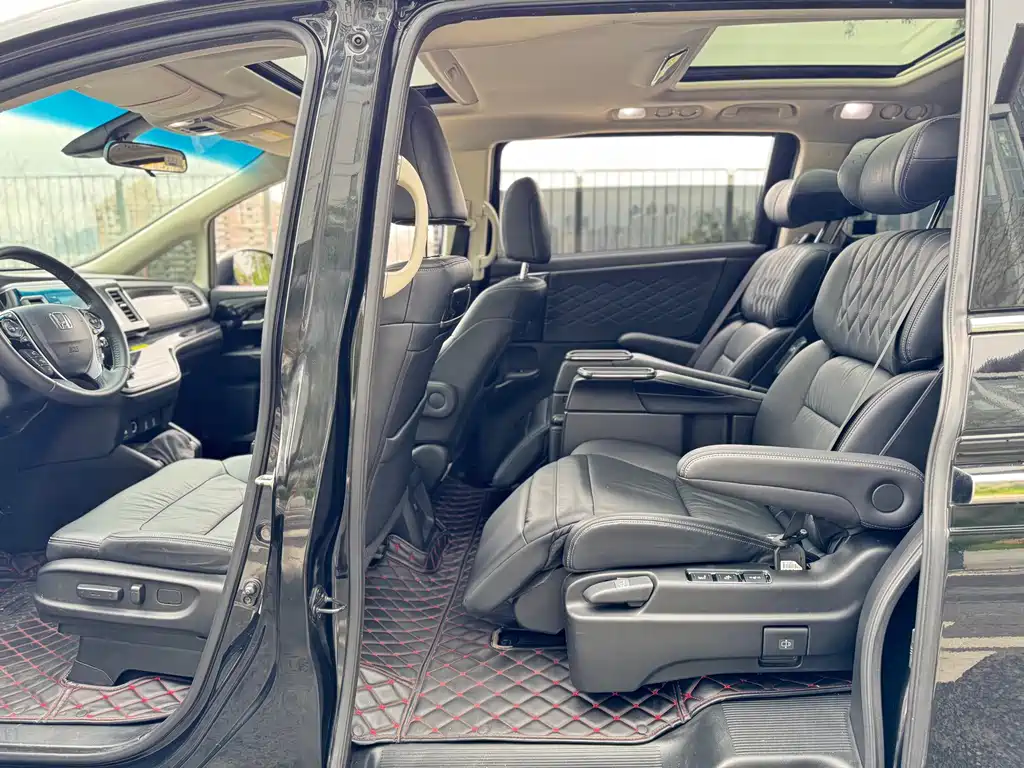 Honda Elysion — миниатюра 10