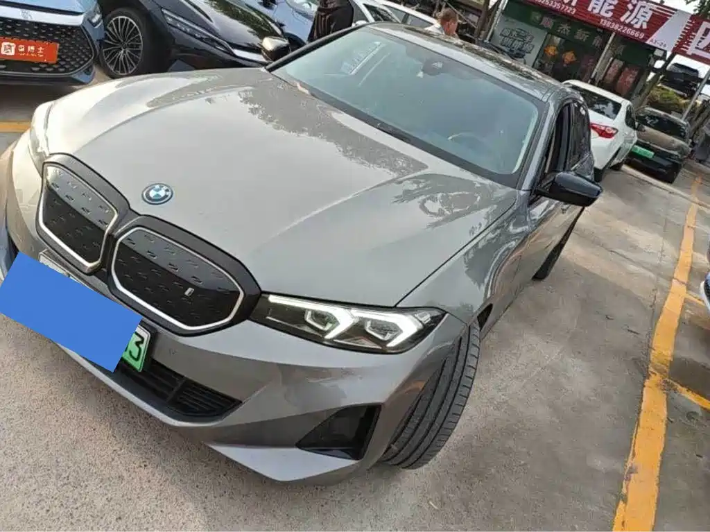 BMW i3 2023