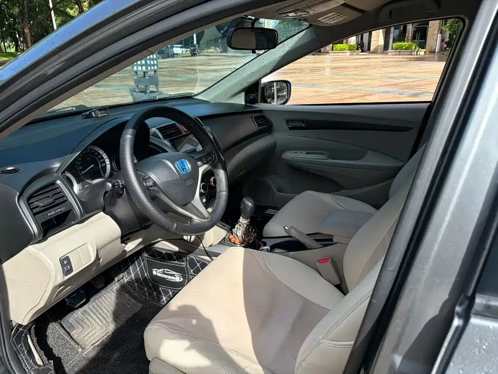 Honda City Classic — миниатюра 4