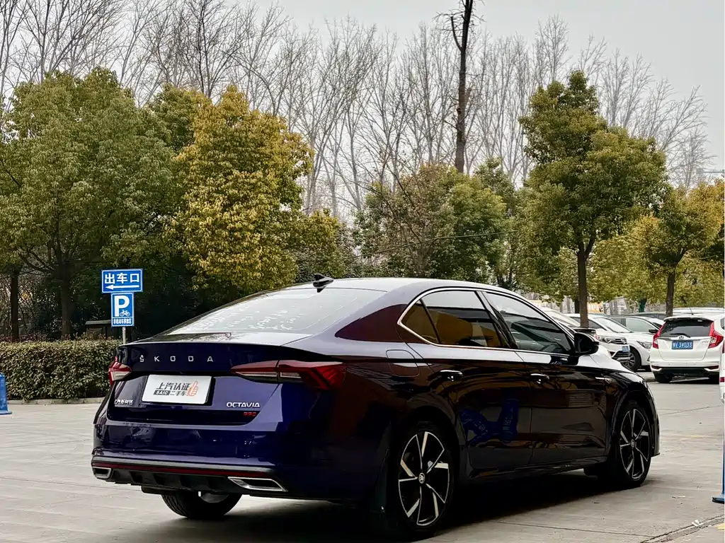 SKODA OCTAVIA