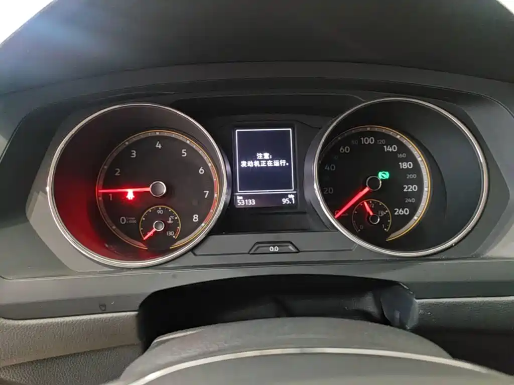 Volkswagen Tiguan L — миниатюра 12