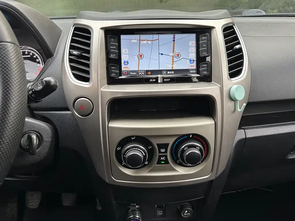 Great Wall M4 2012 1.5L MT Luxury