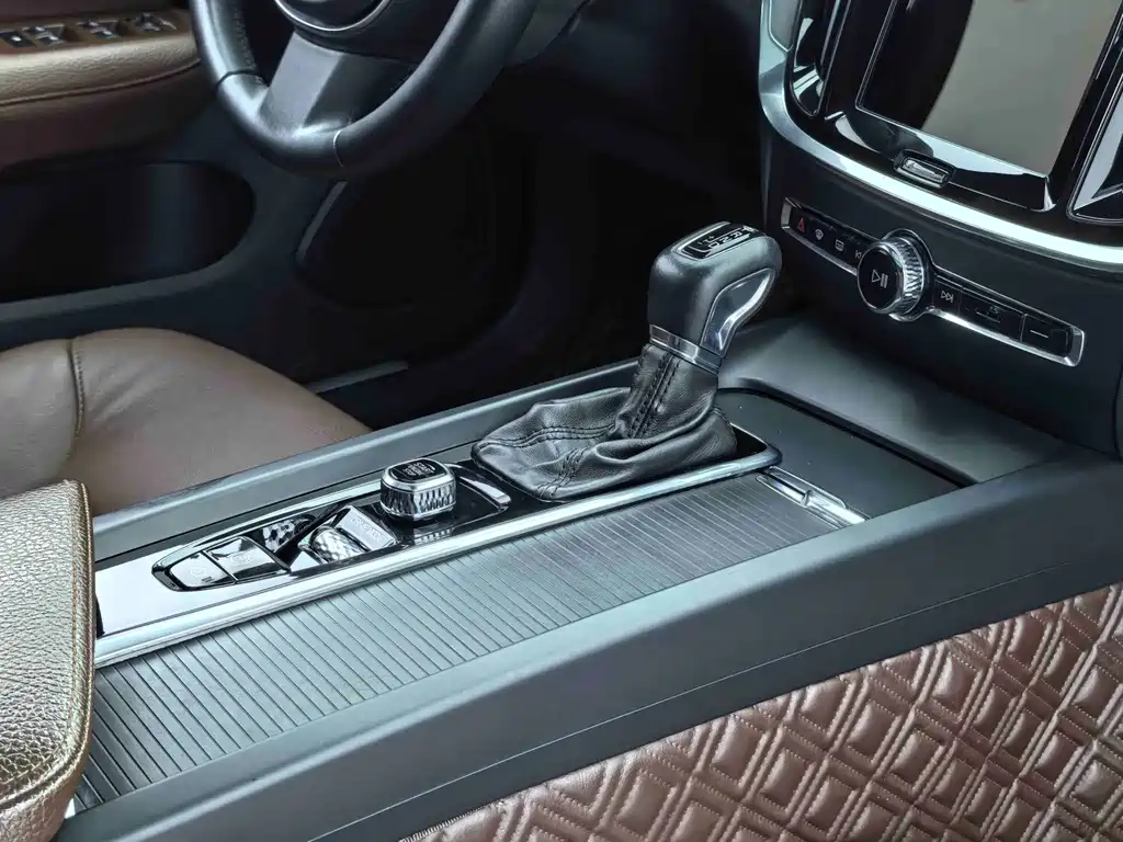 Volvo S60 — миниатюра 9