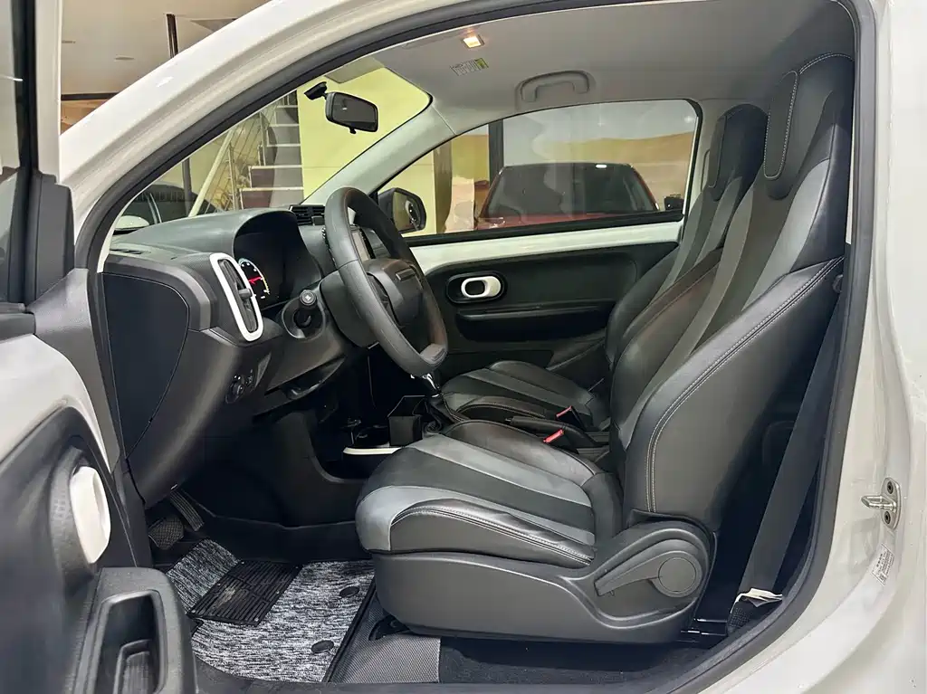 Roewe Clever — миниатюра 8