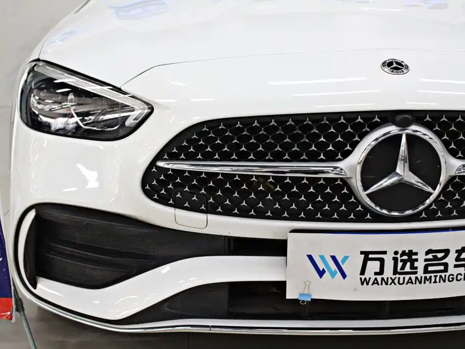 Mercedes-Benz C-Class — миниатюра 2