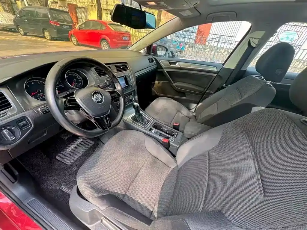 Volkswagen Golf — миниатюра 9