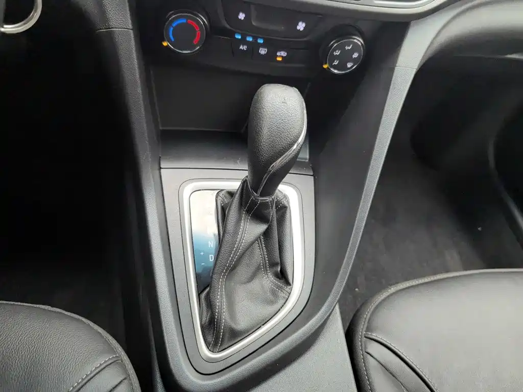 Buick Excelle — миниатюра 13