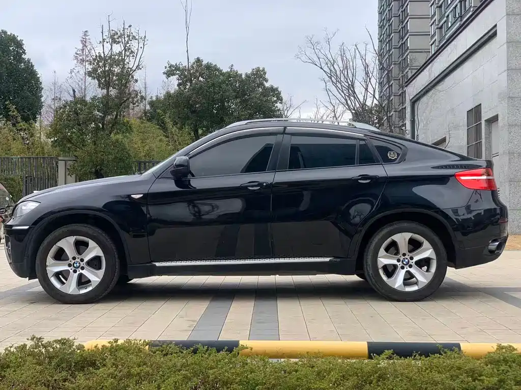 BMW X6 — миниатюра 3