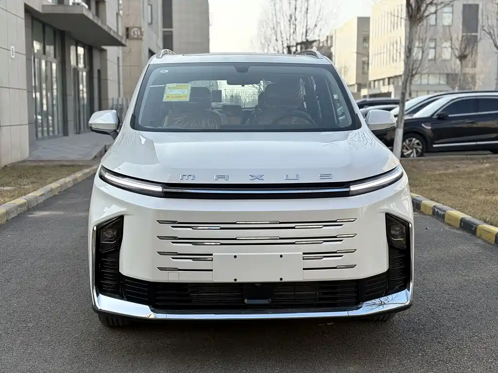 SAIC MAXUS CHASE G50 PLUG IN HYBRID