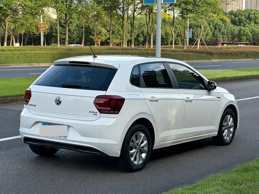 Volkswagen Polo — миниатюра 9