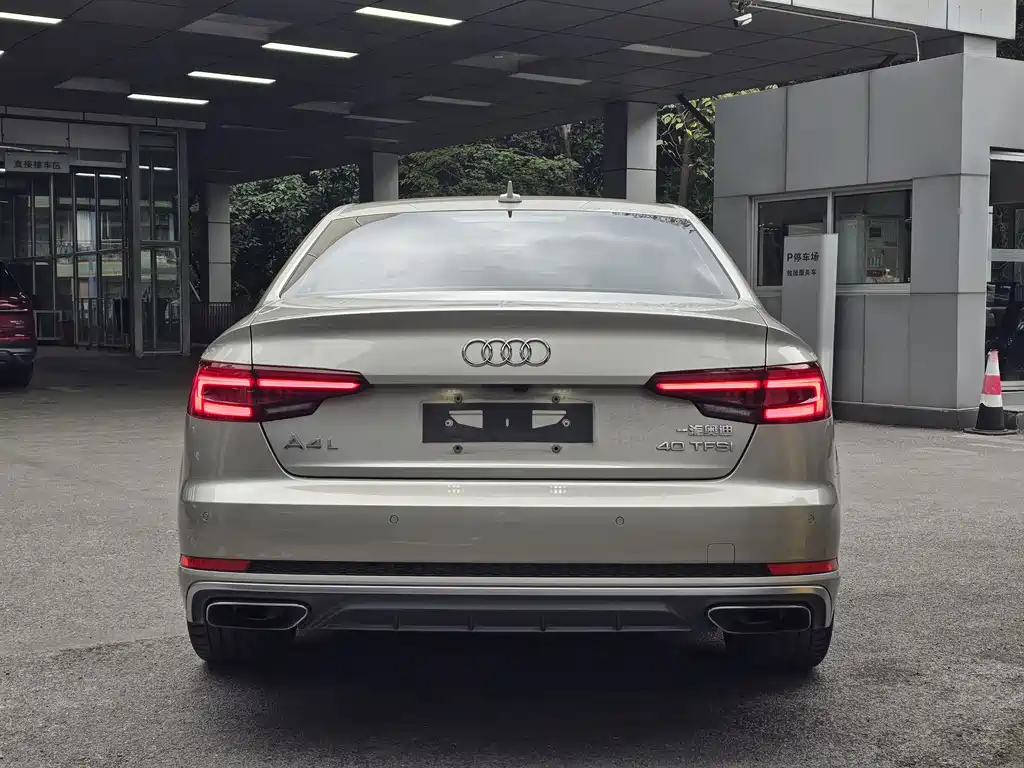 Audi A4L — миниатюра 5