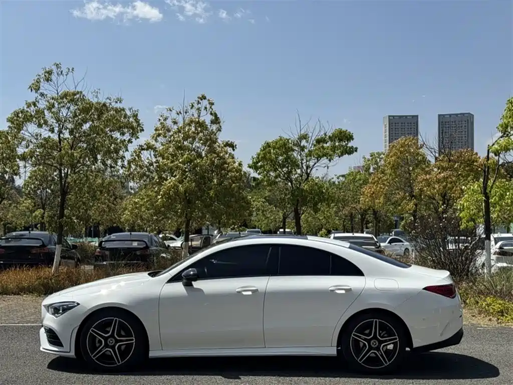 Mercedes-Benz CLA 2023 CLA 200 4MATIC