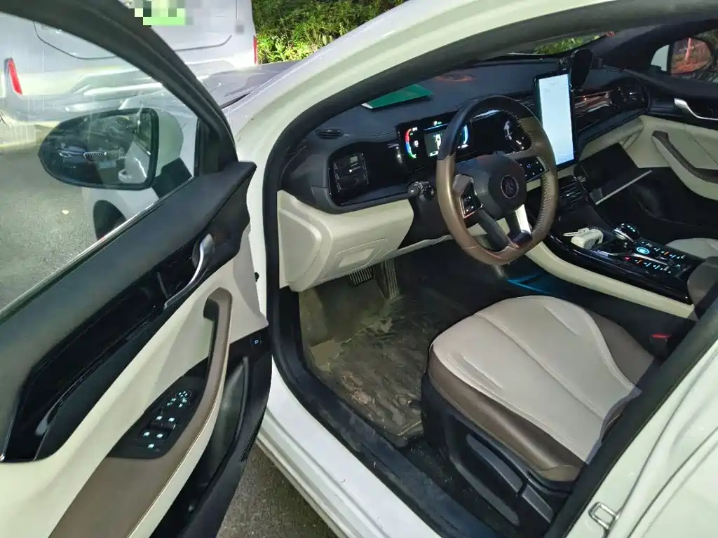 BYD Qin PLUS — миниатюра 17