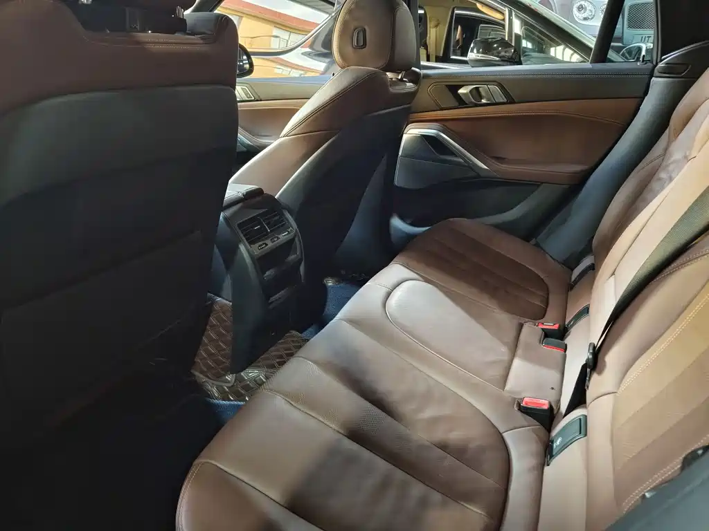 BMW X6 — миниатюра 7