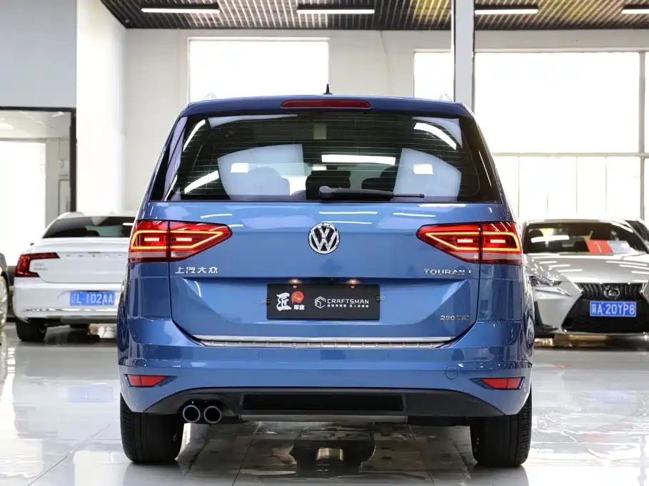 Volkswagen Touran — миниатюра 21