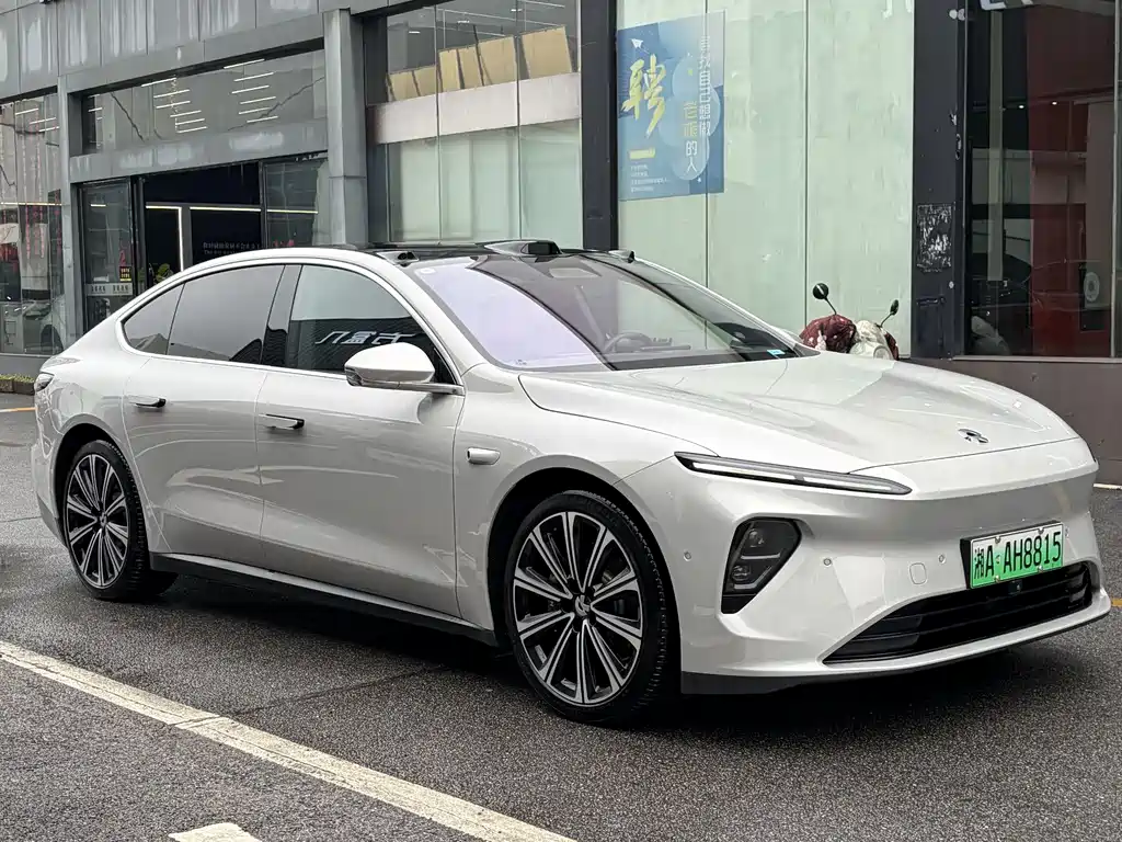 NIO NIO ET7