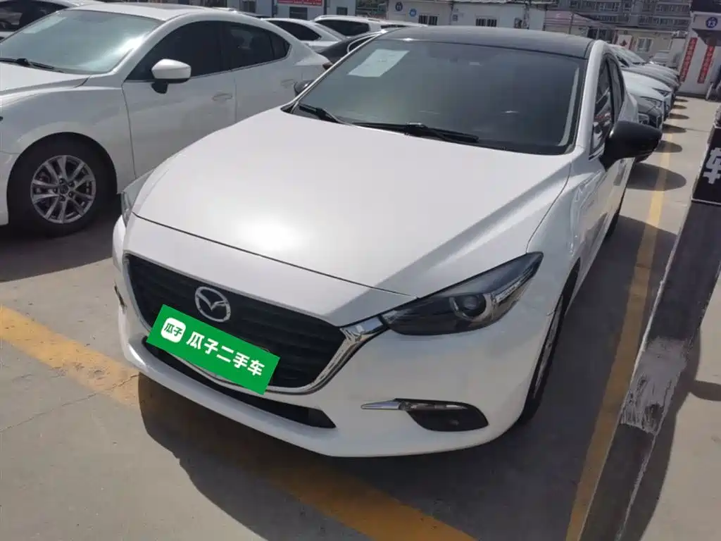 Mazda 3 Axela 2019