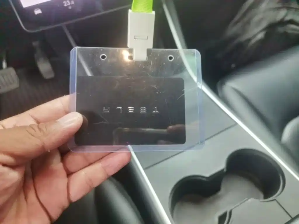 Tesla Model 3 — миниатюра 9