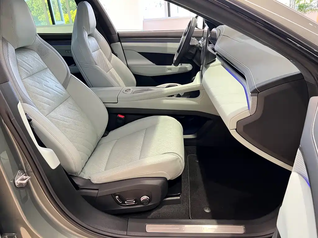 ZEEKR EXTREME KRYPTON 001