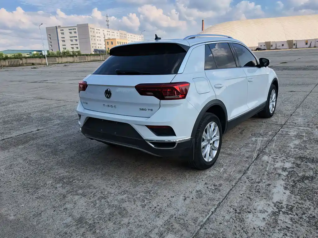 Volkswagen T-Roc — миниатюра 4