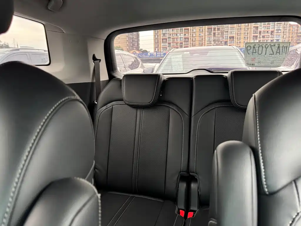 Wuling Victory — миниатюра 9
