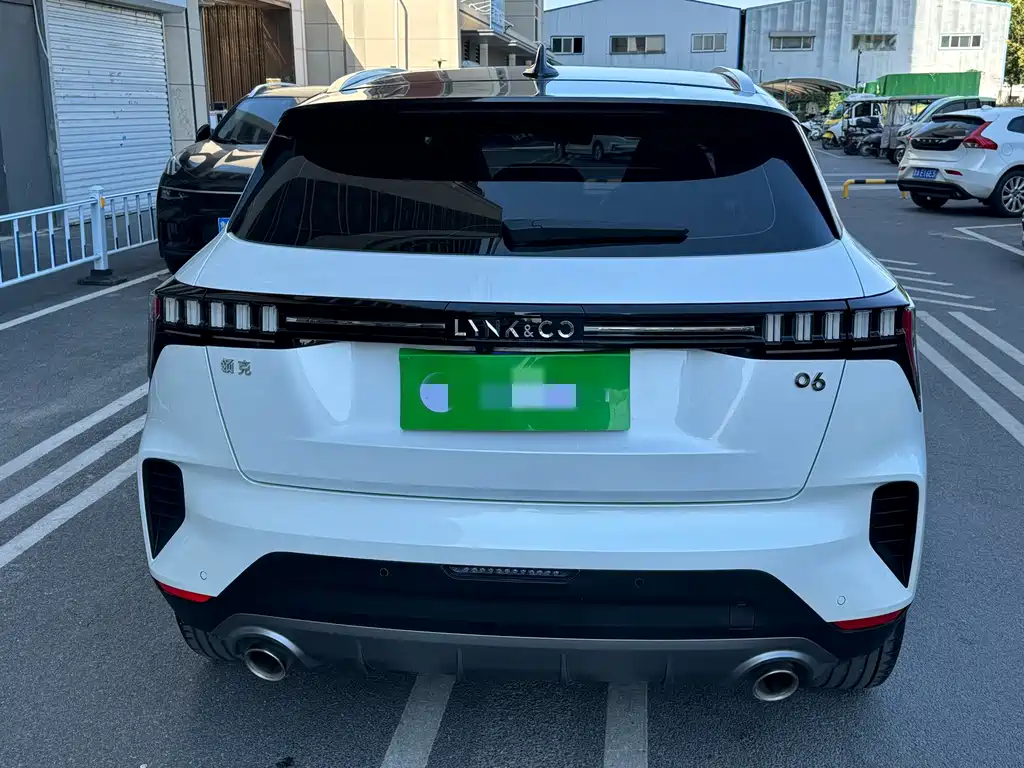 Lynk & Co 06 — миниатюра 4