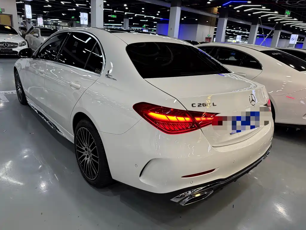 Mercedes-Benz C-Class — миниатюра 20