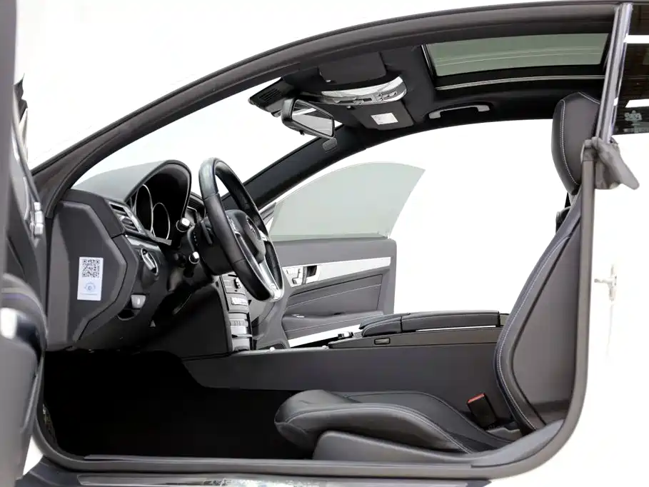 Mercedes-Benz E-Class (Import) — миниатюра 6