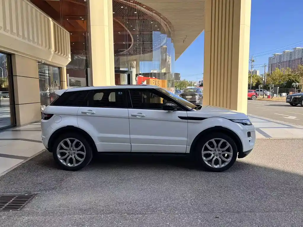 Land Rover Evoque (Import) — миниатюра 7