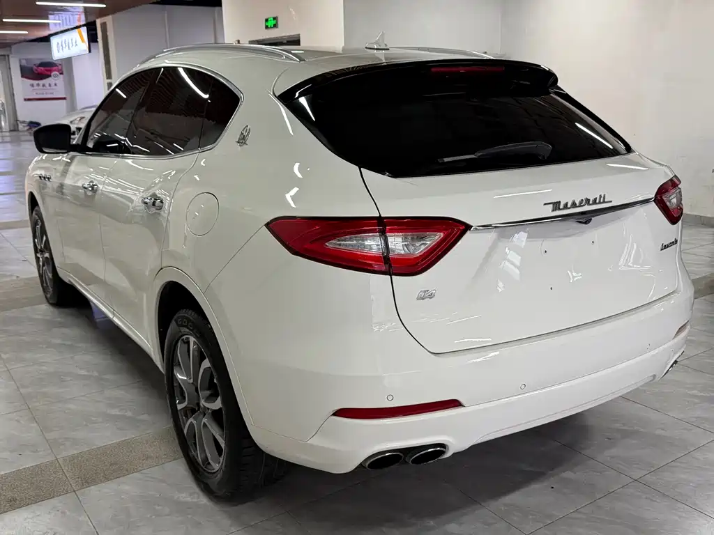 Maserati Levante — миниатюра 12