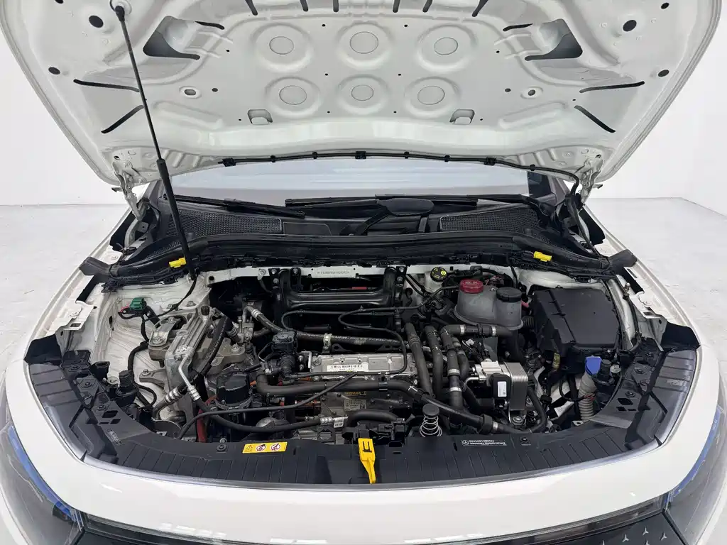 Mercedes-Benz EQA — миниатюра 8