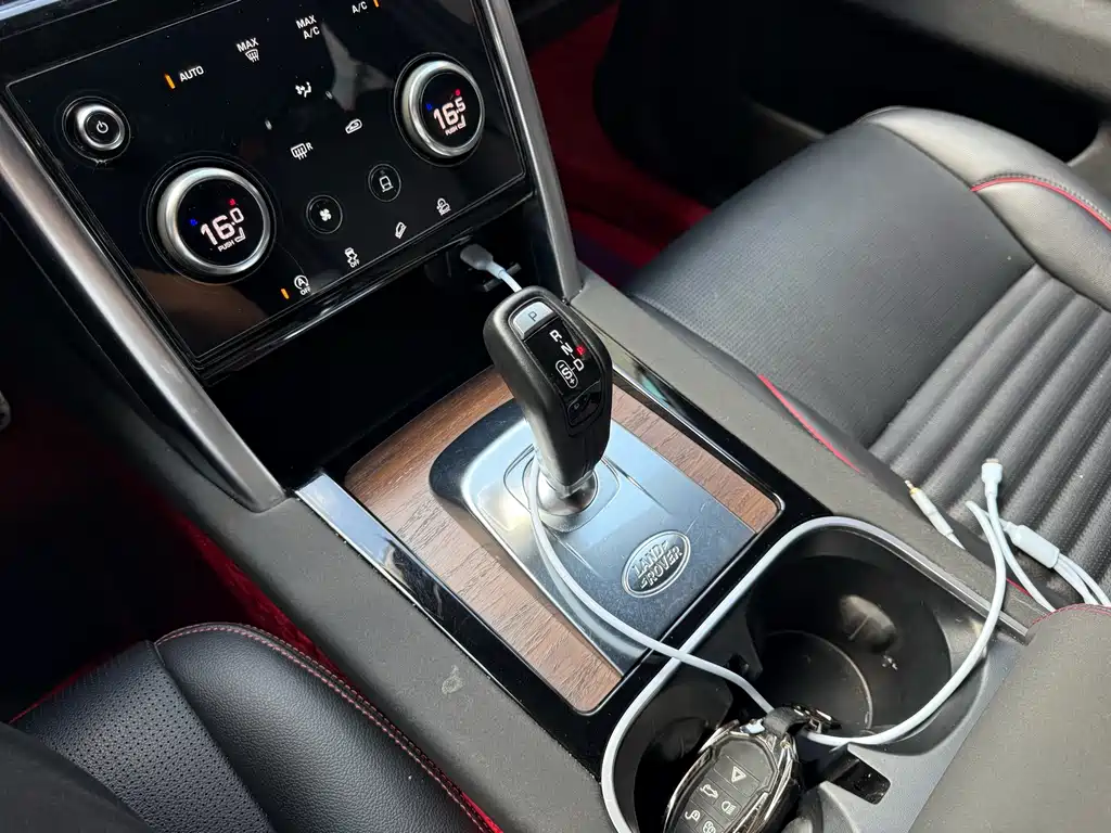 Land Rover Discovery Sport — миниатюра 16