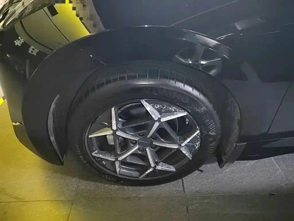 Lynk & Co Z20 — миниатюра 23