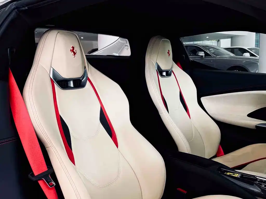 Ferrari 296 — миниатюра 7