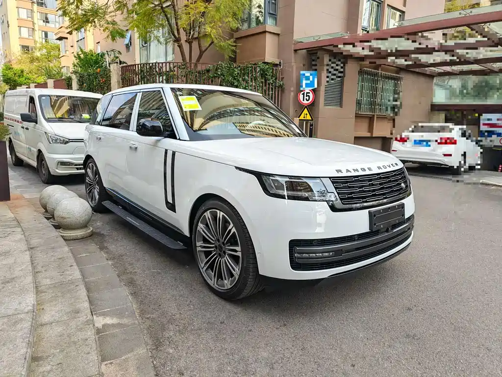 Land Rover Range Rover — миниатюра 8