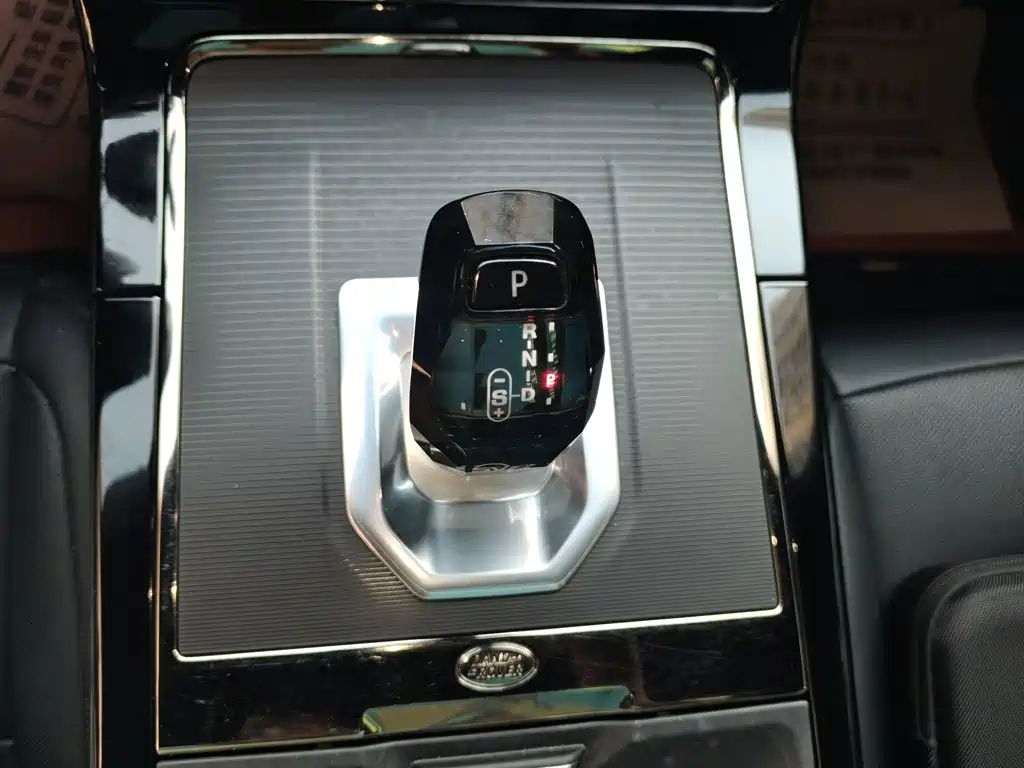 Land Rover Evoque — миниатюра 15