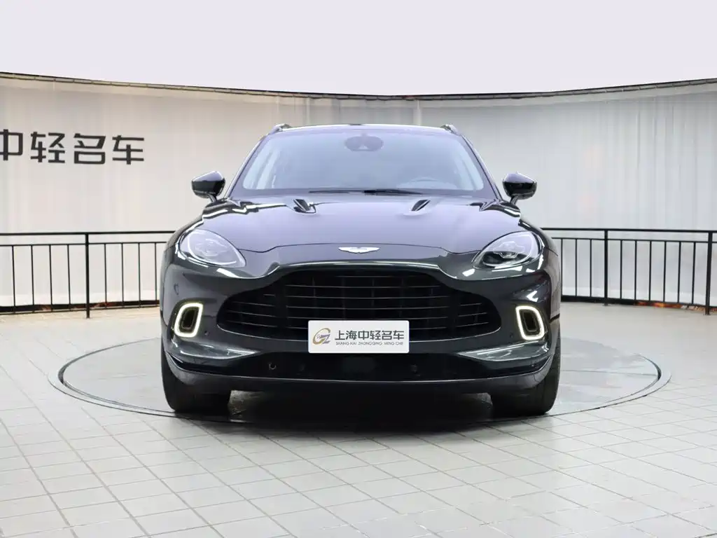 Aston Martin DBX — миниатюра 2