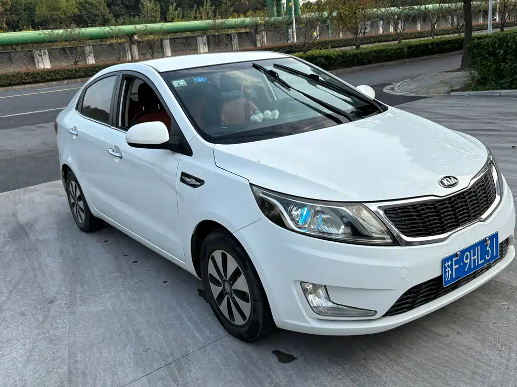 Kia K2 — миниатюра 3