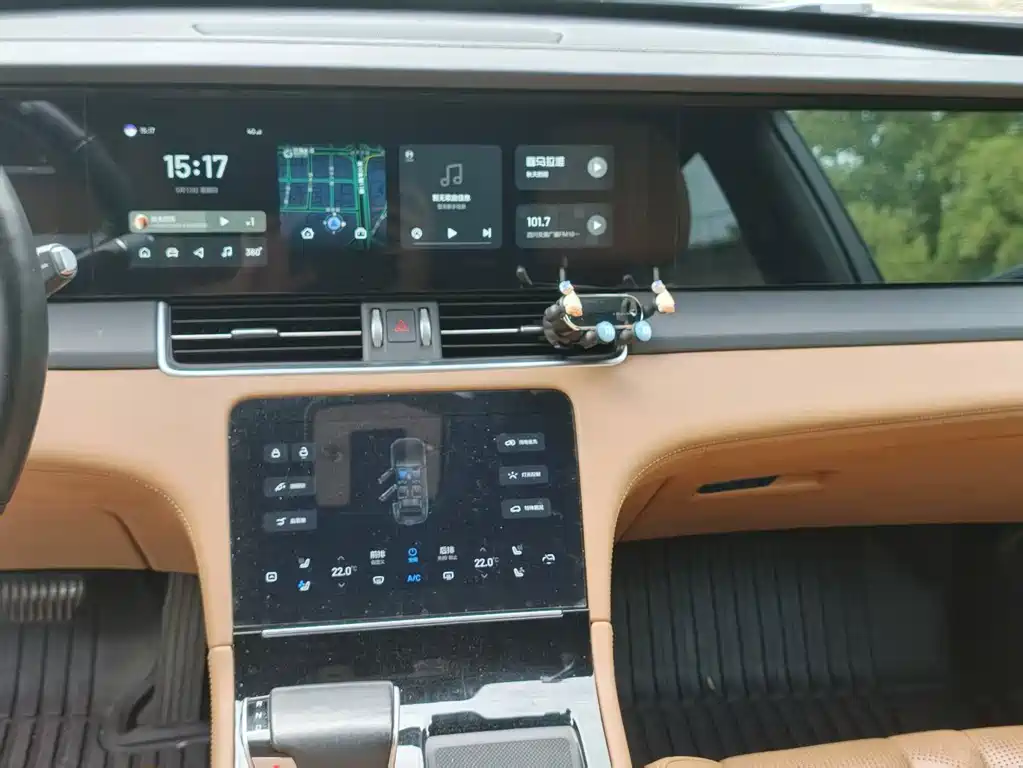 Li Auto Li ONE — миниатюра 10