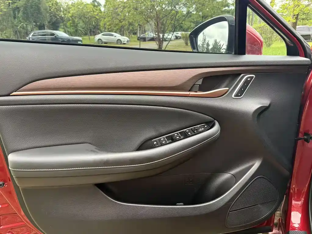 GAC Motor Trumpchi GA6 — миниатюра 19
