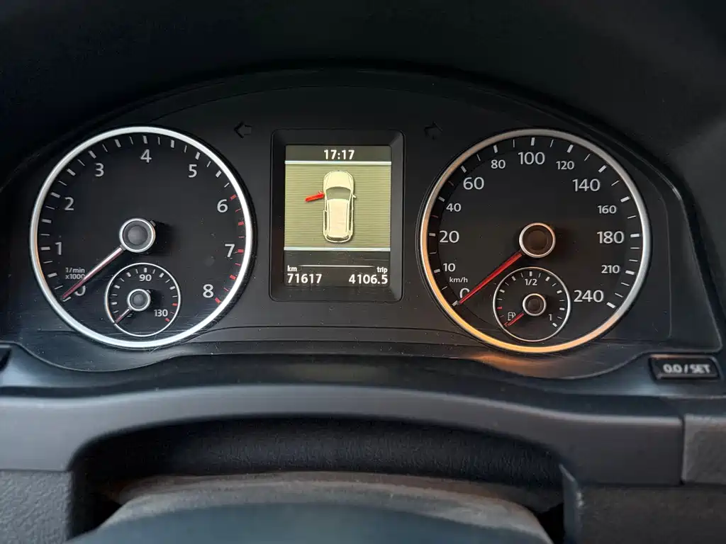 Volkswagen Tiguan — миниатюра 4