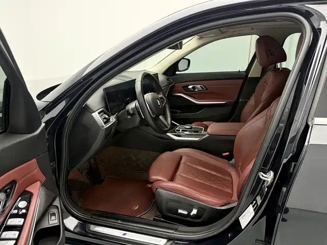 BMW 3 Series — миниатюра 7