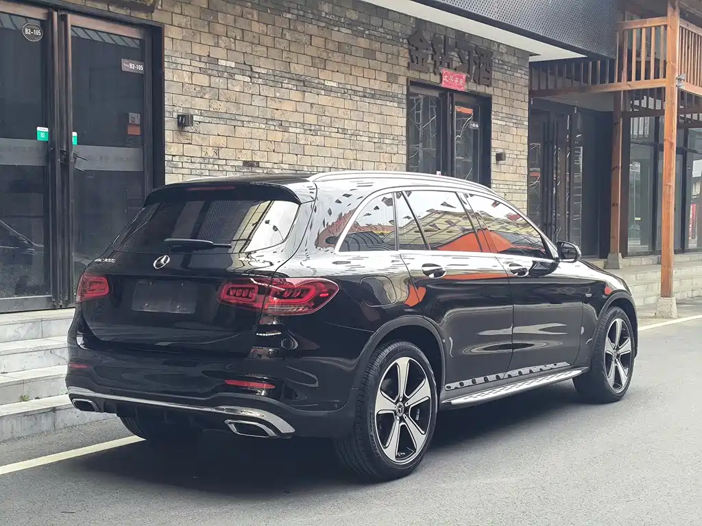 Mercedes-Benz GLC — миниатюра 6