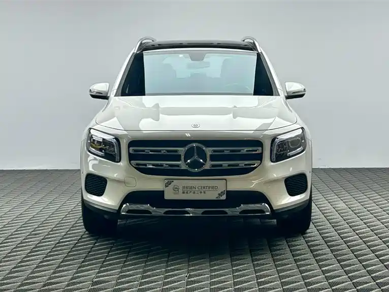 Mercedes-Benz GLB — миниатюра 2