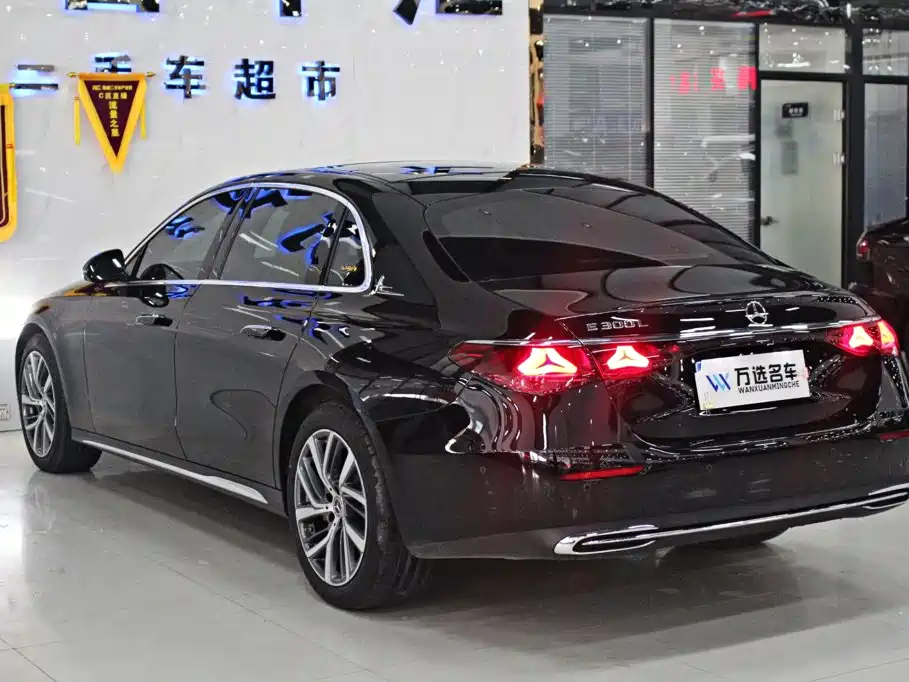 Mercedes-Benz E-Class — миниатюра 14