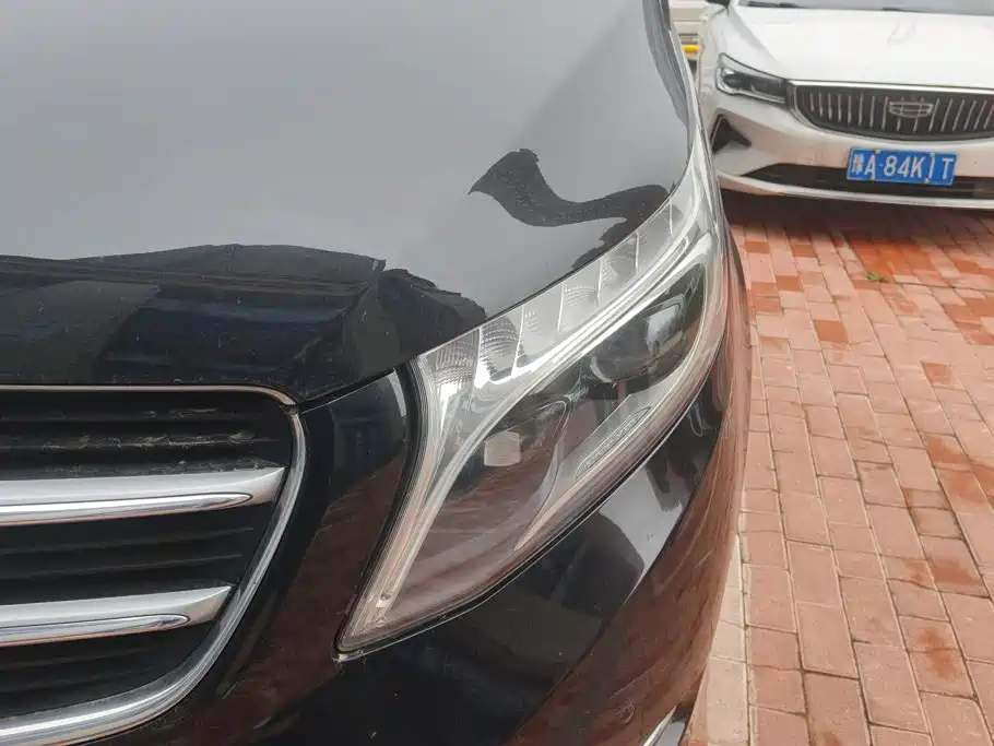 Mercedes-Benz V-Class — миниатюра 5
