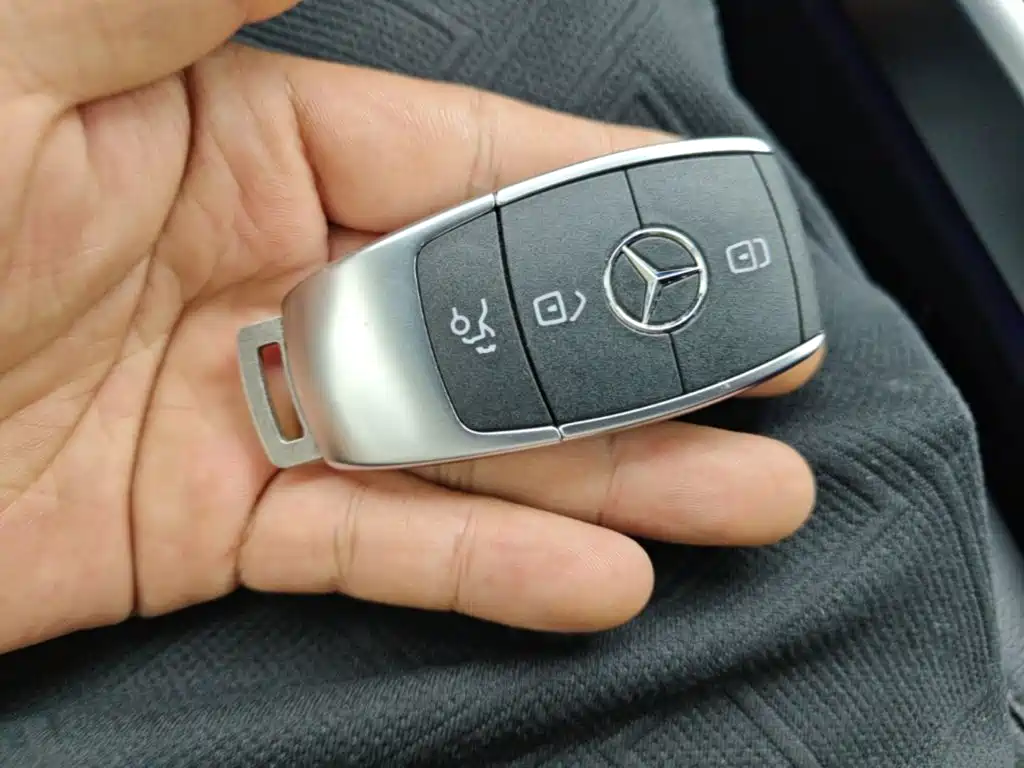 Mercedes-Benz GLB — миниатюра 9