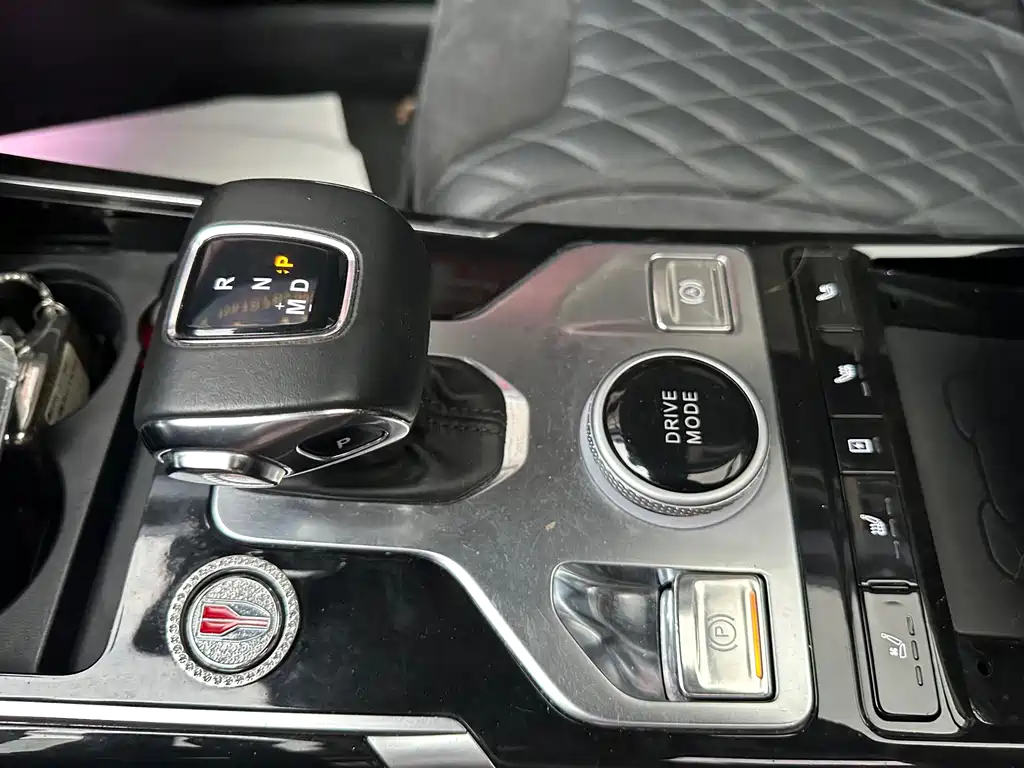 Hongqi Hongqi HS5 — миниатюра 16